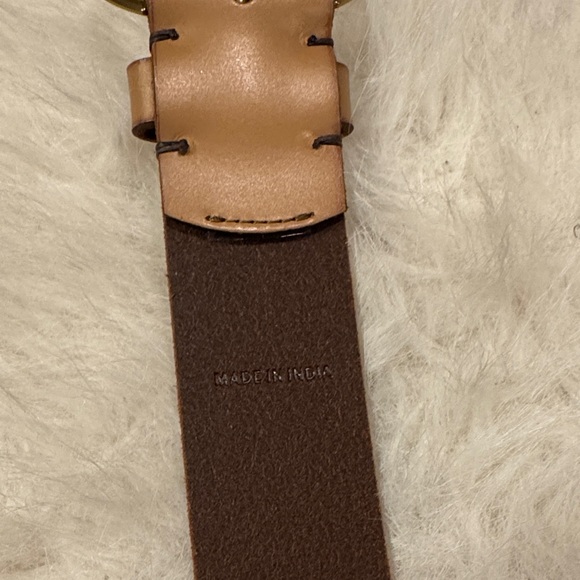 Frye Tan/Gold Tone Women’s Flat Belt Bohemian Western Size XL(16) NWOT - Picture 7 of 8